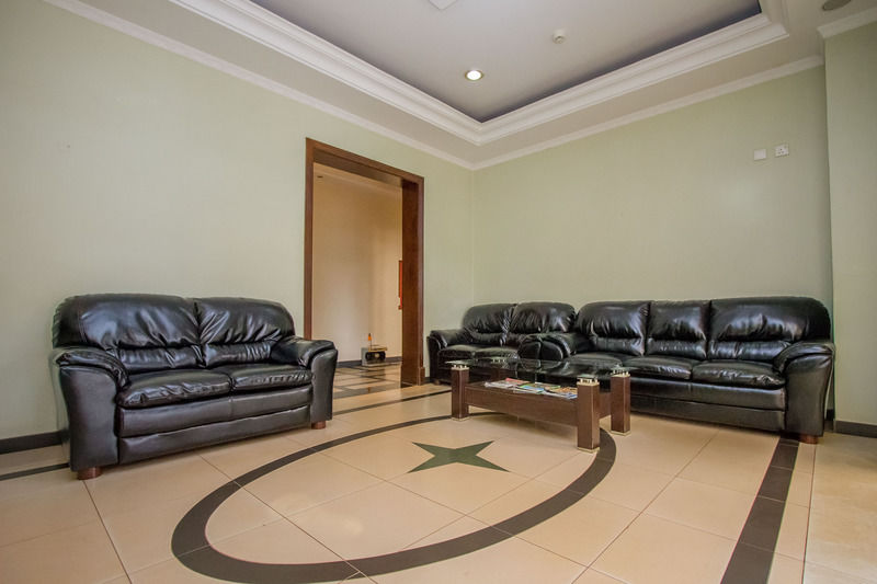 City Royal Resort Hotel Kyambogo  Екстер'єр фото