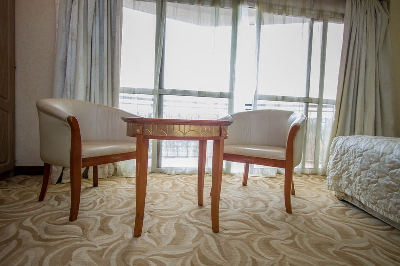 City Royal Resort Hotel Kyambogo  Екстер'єр фото