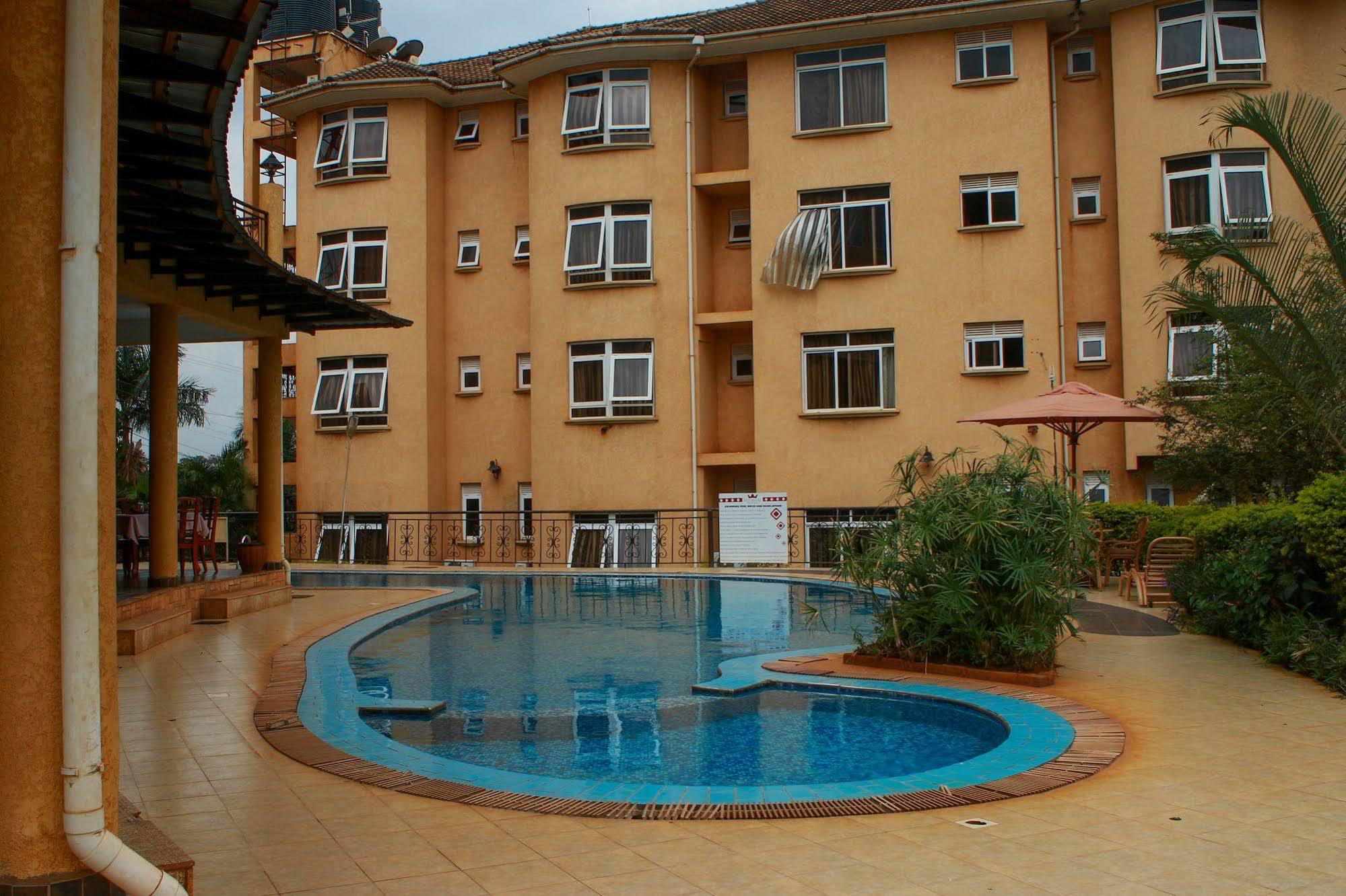 City Royal Resort Hotel Kyambogo  Екстер'єр фото